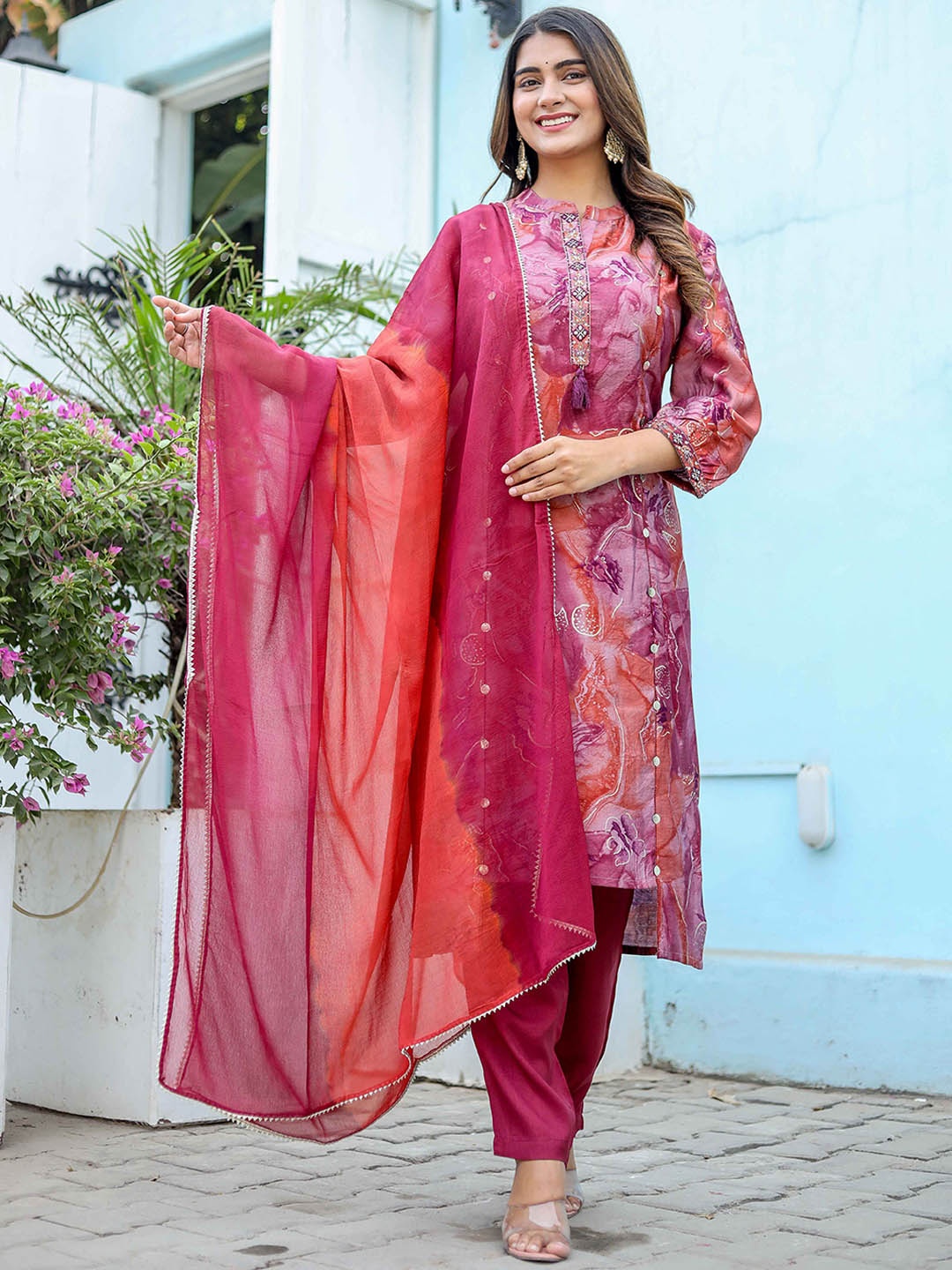 

Chandbaali Floral Printed Band Collar Mirror Work Linen Kurta with Trousers & Dupatta, Purple