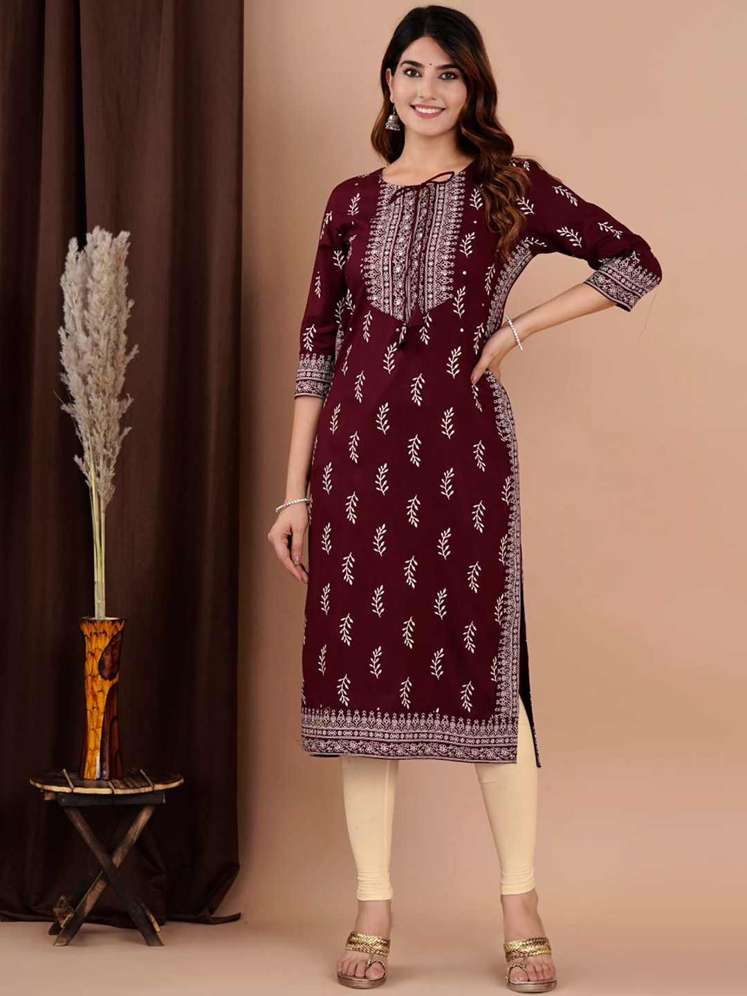 

KALINI Ethnic Motifs Printed Pure Cotton Straight Kurta, Maroon