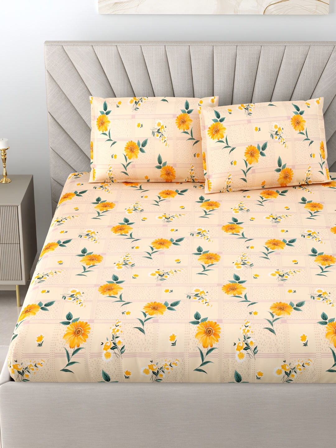 

BOMBAY DYEING Yellow & Green Floral Cotton 144 TC King Bedsheet with 2 Pillow Covers
