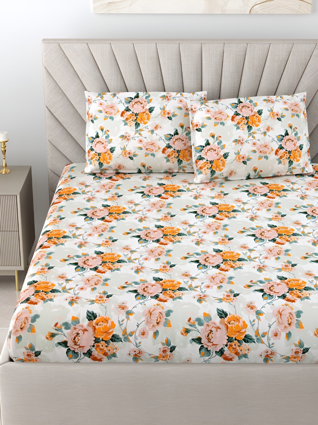 

BOMBAY DYEING Brown Floral Printed Cotton 144 TC King Bedsheet with 2 Pillow Covers