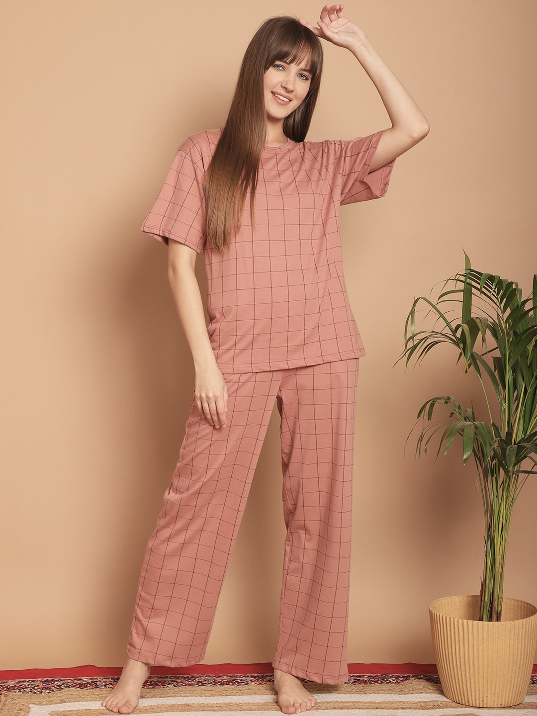 

Kanvin Peach Coloured Checked Pure Cotton Night Suit