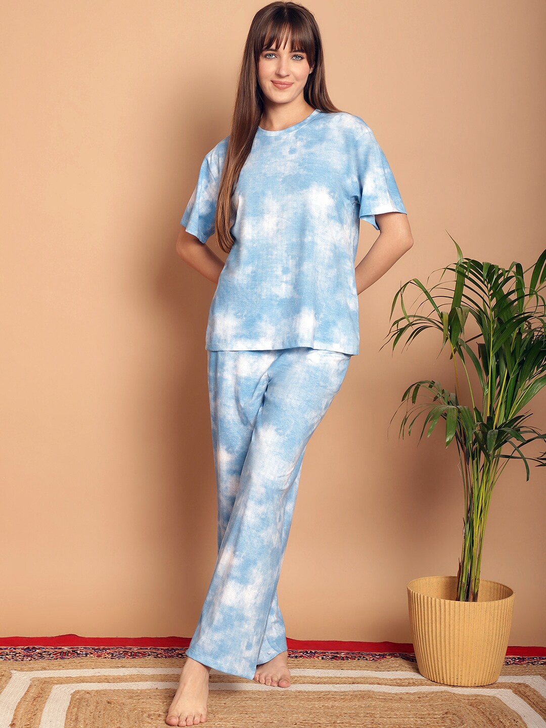 

Kanvin Tie and Dye Pure Cotton Night Suit, Blue