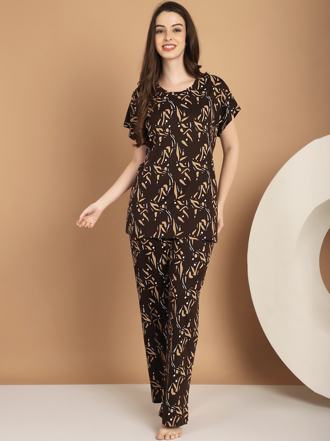 

Kanvin Brown Conversational Printed Pure Cotton Night Suit