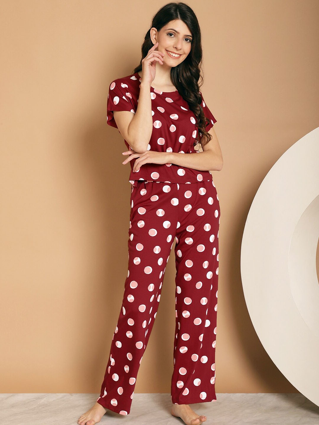 

Kanvin Polka Dots Printed Short Sleeves Night suit, Maroon