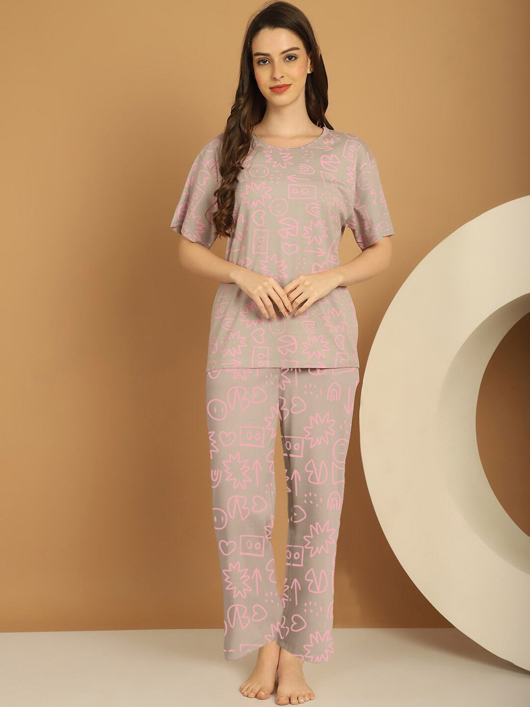 

Kanvin Grey Geometric Printed Pure Cotton Night Suit