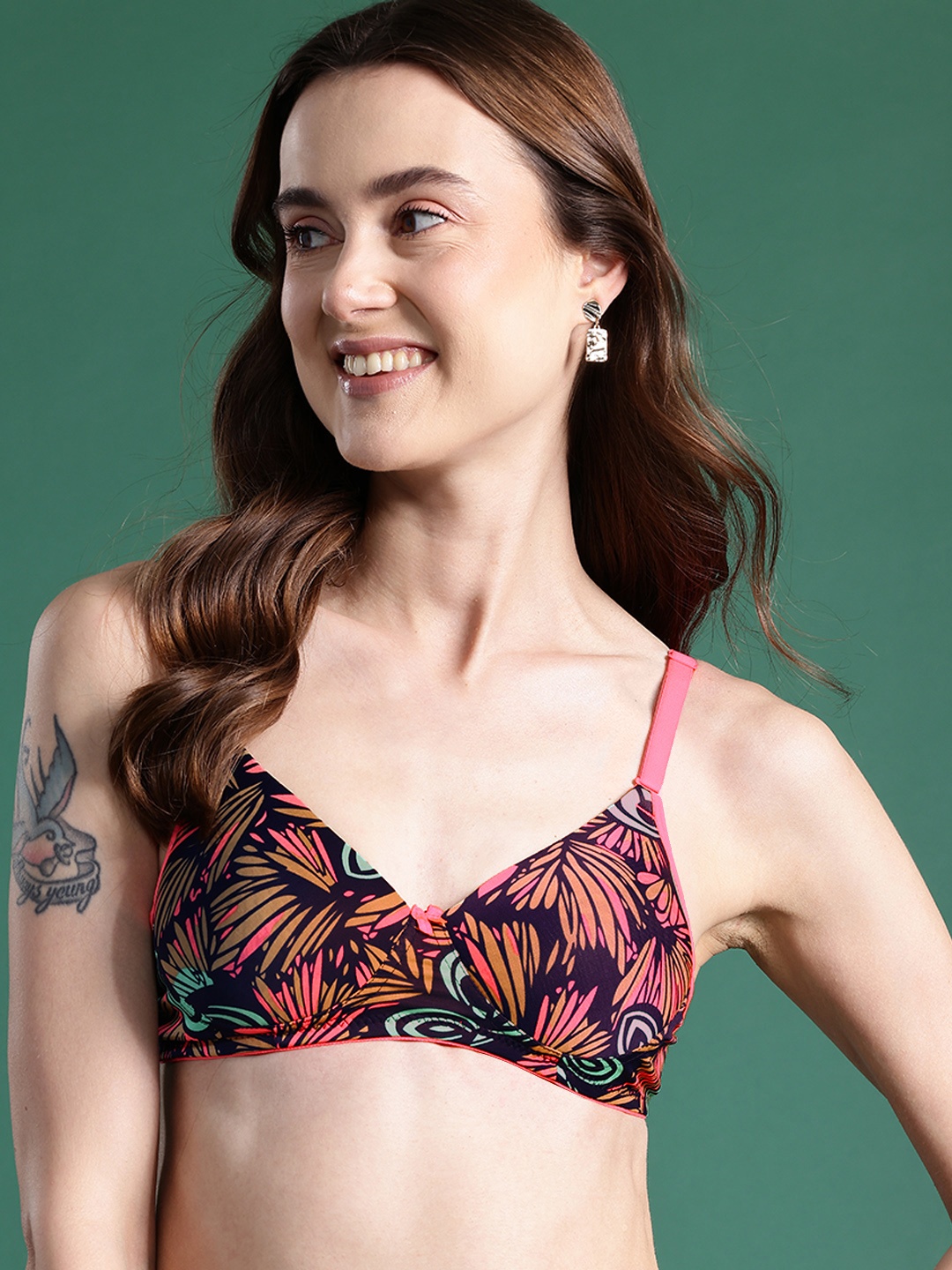 

DressBerry Floral Full Coverage Lightly Padded Bra NY-PD-KHAKI-LPRINT, Navy blue