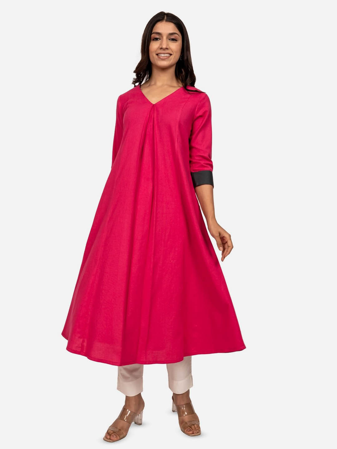 

INDIE JHOLA V-Neck Pure Cotton A-Line Kurta, Pink