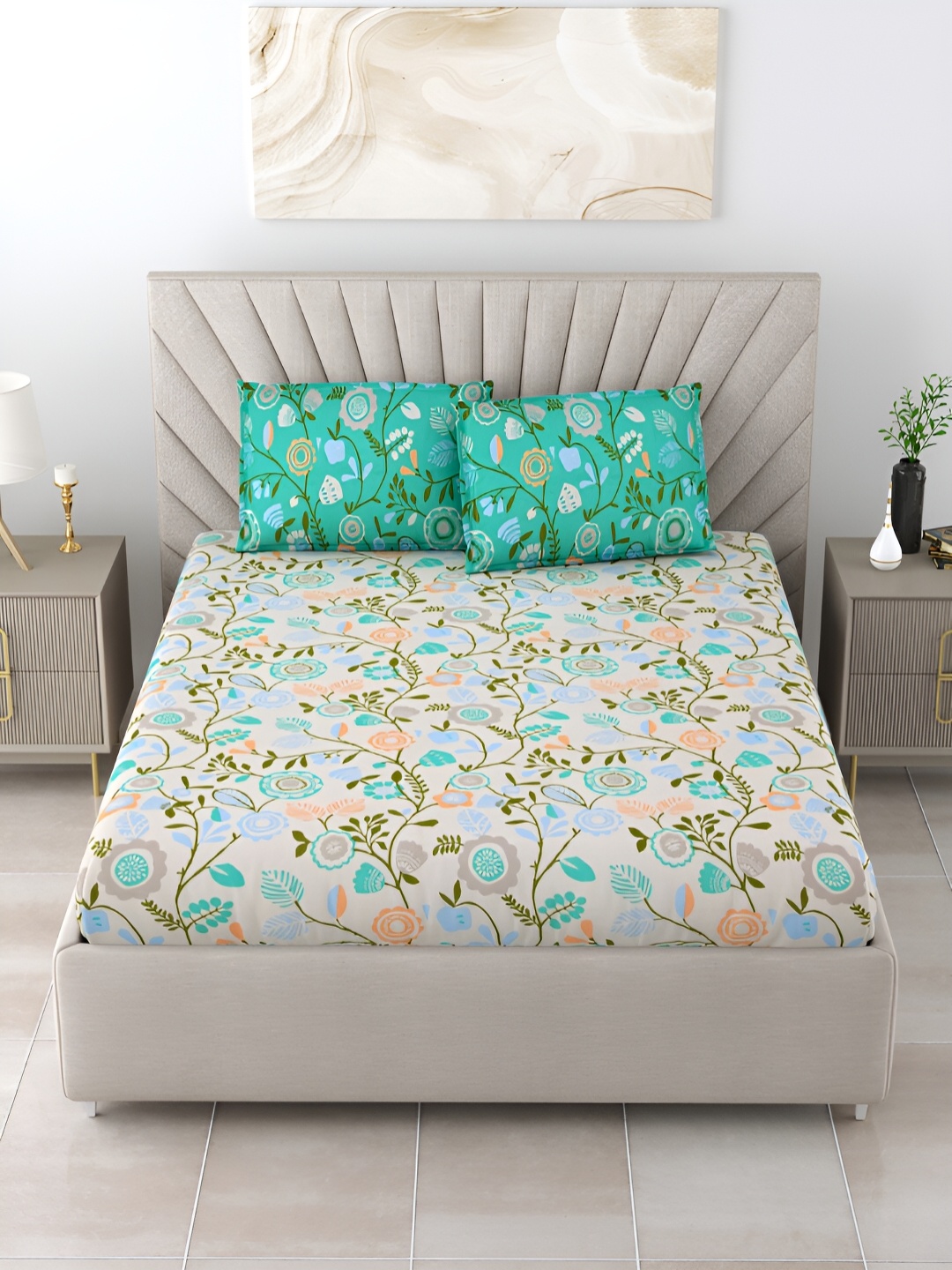

BOMBAY DYEING Green & Off White Floral 120 TC Queen Bedsheet With 2 Pillow Covers
