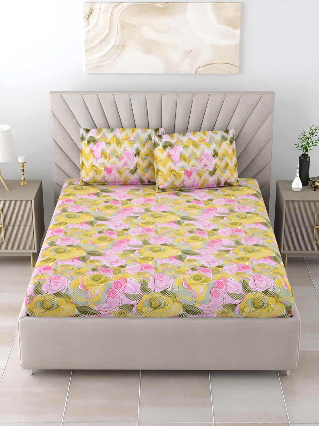 

BOMBAY DYEING Pink & Yellow Floral 120 TC Queen Bedsheet With 2 Pillow Covers