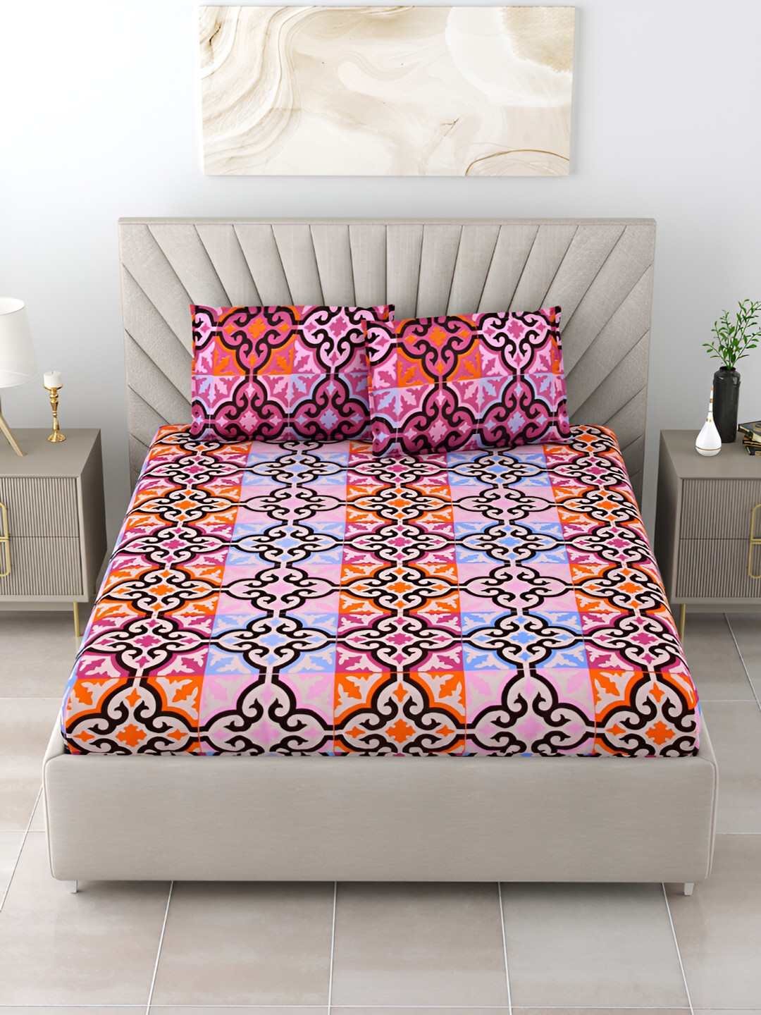 

BOMBAY DYEING Pink & Orange Floral Cotton 120 TC Queen Bedsheet with 2 Pillow Covers