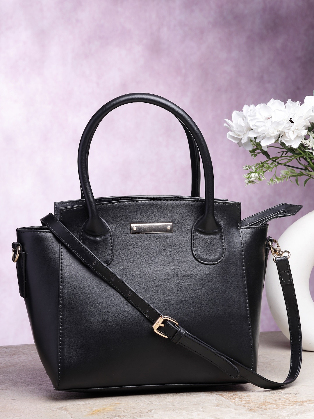 

DressBerry PU Swagger Handheld Bag, Black