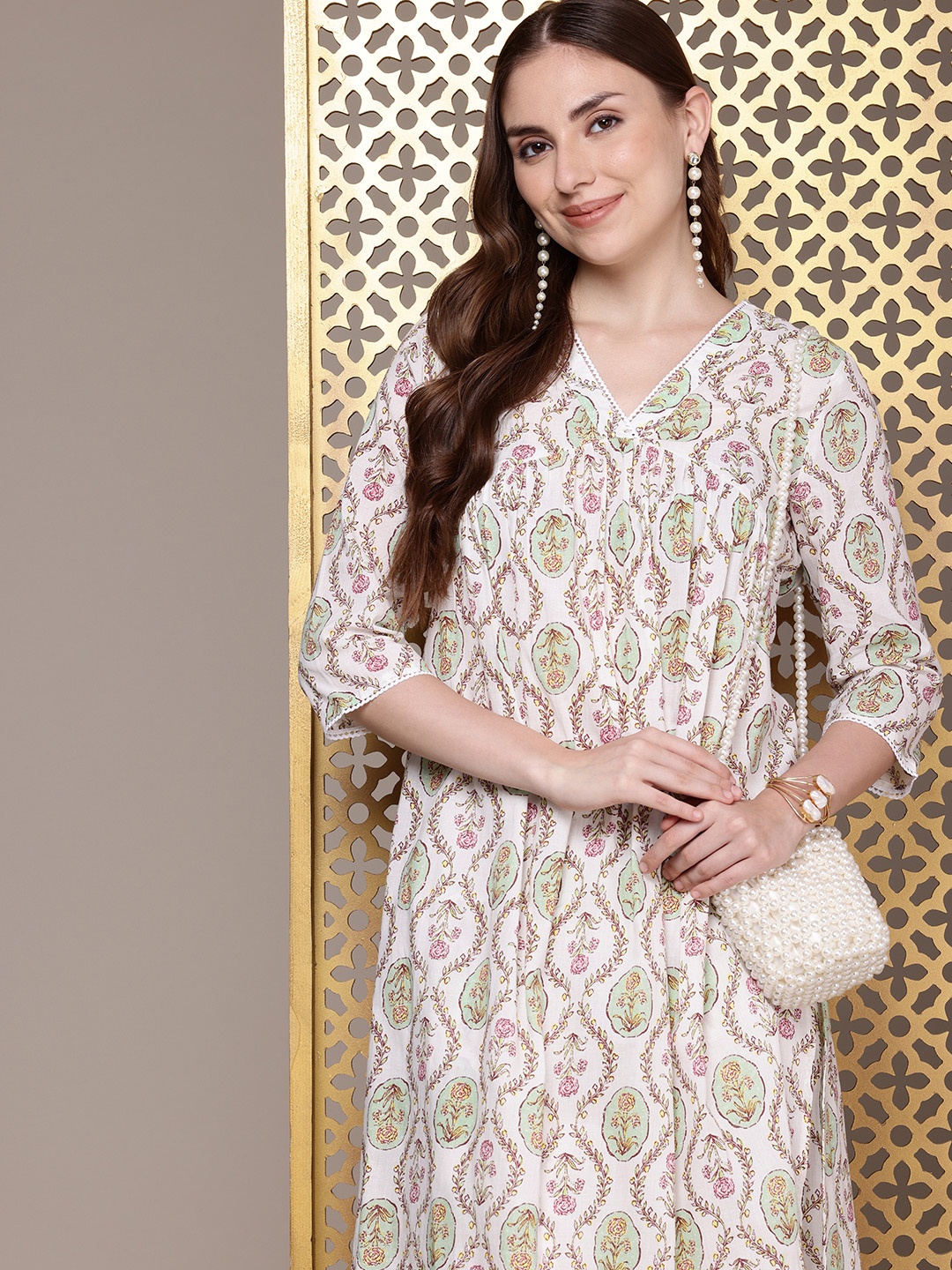 

House of Pataudi Jashn Ethnic Motifs Printed Pleated Pure Cotton Kurta with Palazzos, White