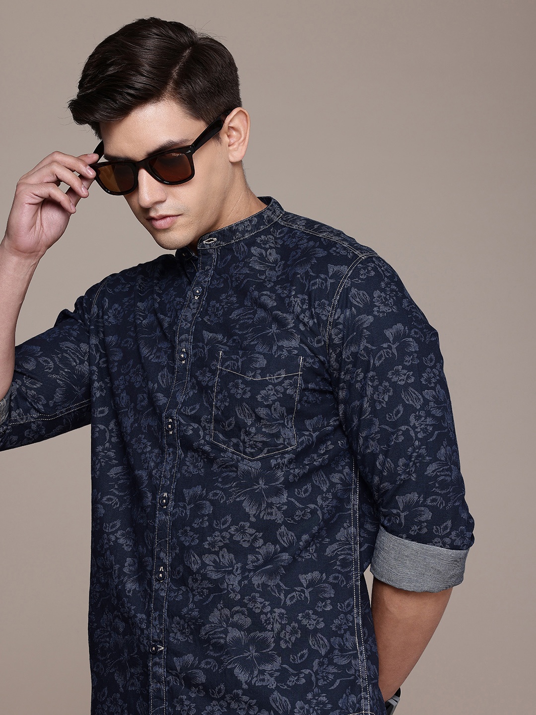 

FCUK Pure Cotton Slim Fit Floral Opaque Printed Casual Shirt, Navy blue