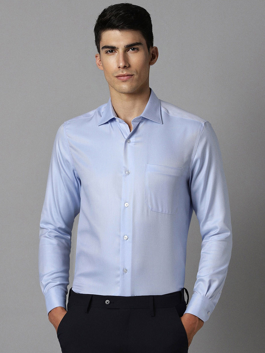 

Louis Philippe Classic Fit Pure Cotton Formal Shirt, Blue