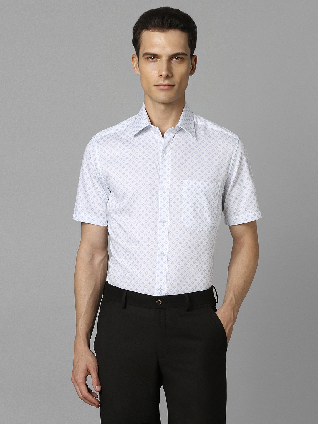 

Louis Philippe Classic Fit Geometric Printed Pure Cotton Formal Shirt, White