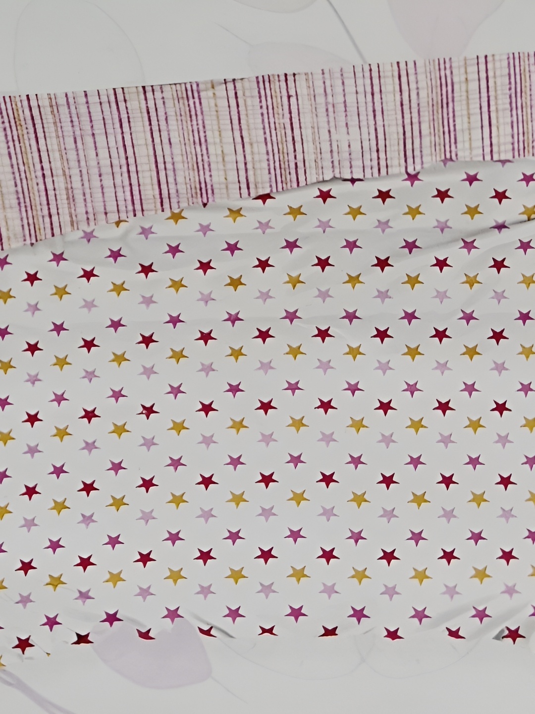 

Signature White & Pink 2 Pieces Floral AC Room Single Bed Dohar