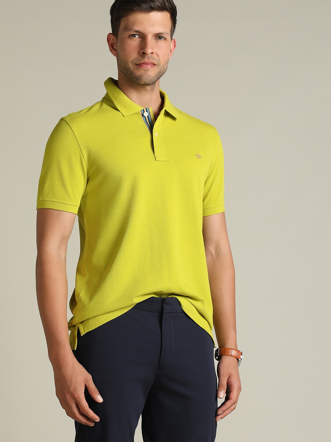 

Dockers Men Solid Polo Collar Classic Fit T-Shirt, Olive