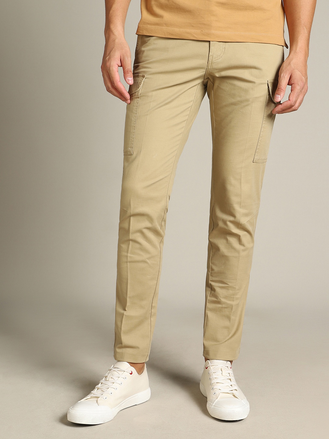 

Dockers Men Mid Rise Slim TapeFit Trousers, Beige