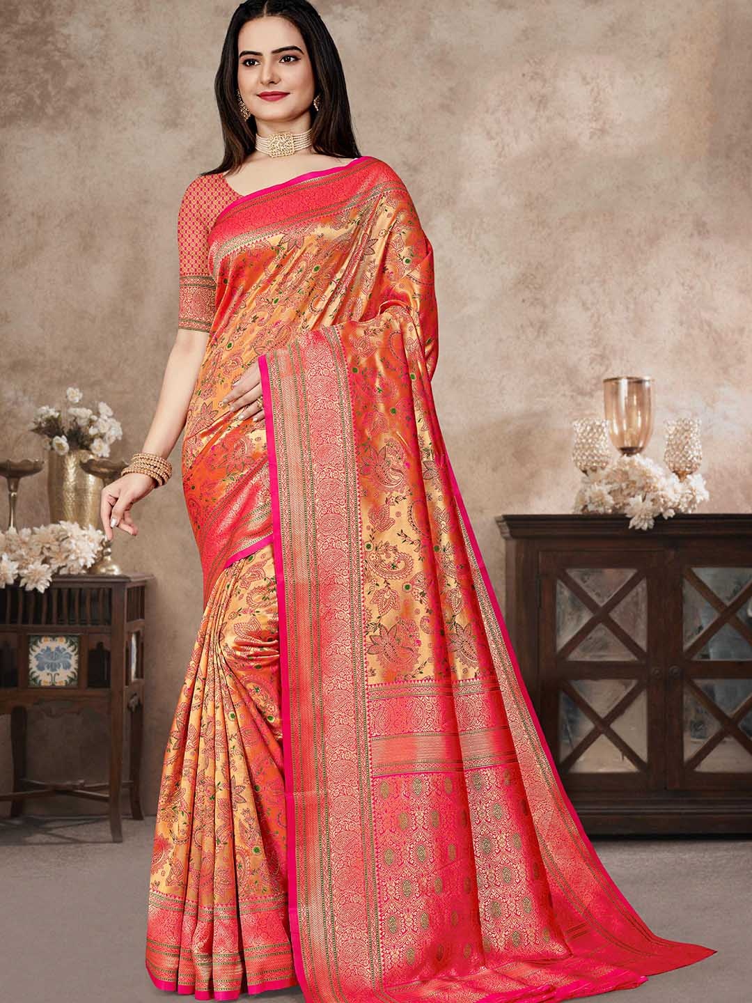 

Kasak Paisly Woven Design Zari Paithani Saree, Pink