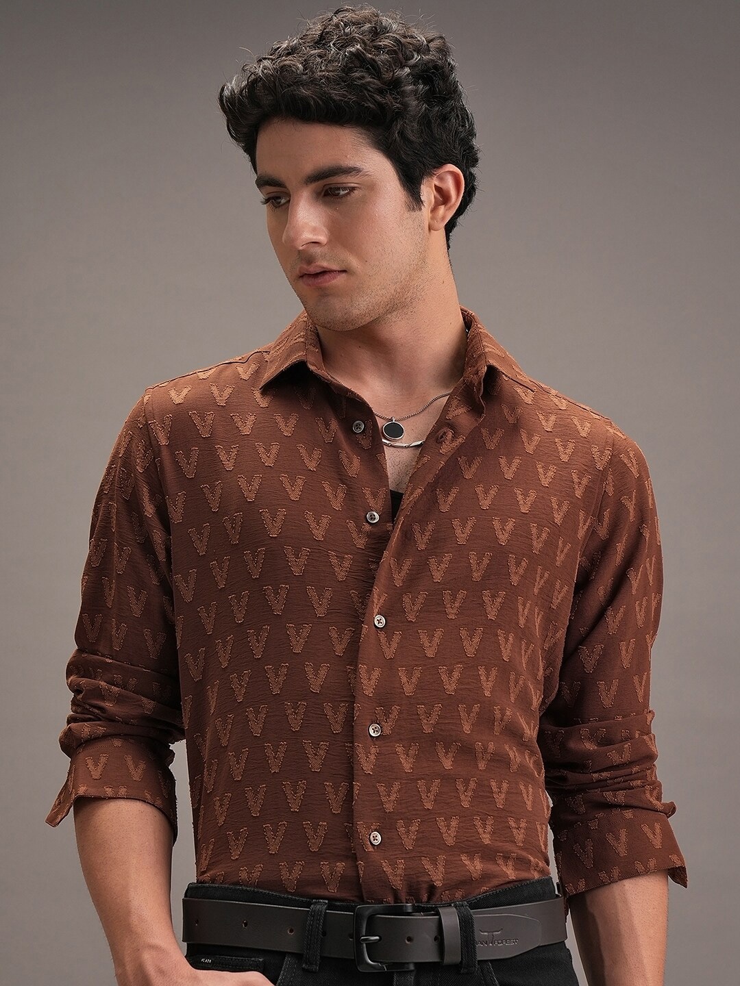 

LOCOMOTIVE Men Luxe Jaquard Textured Party Shirt, Brown