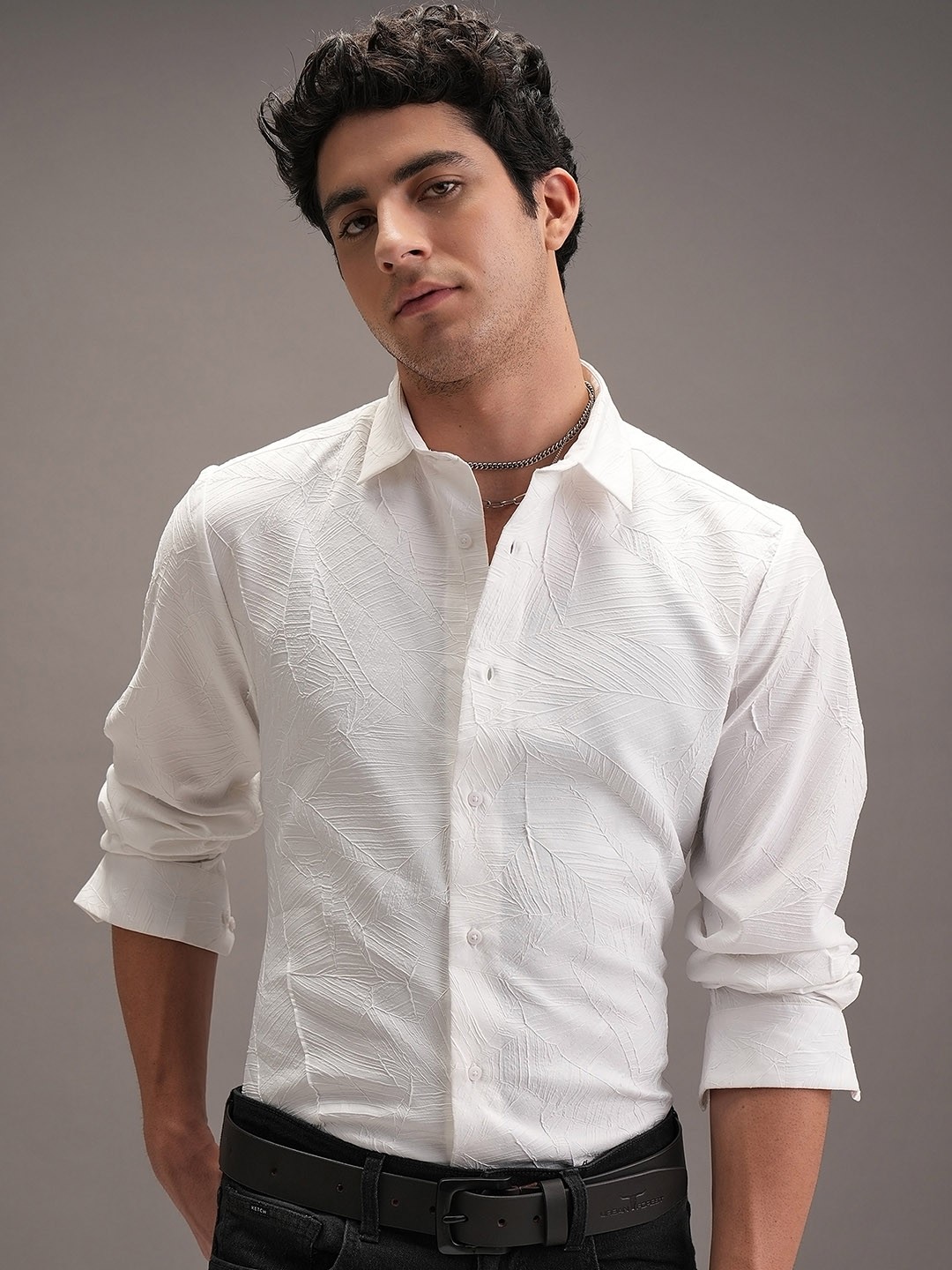 

LOCOMOTIVE Premium Men Luxe Wrinkle Textured Evening Party Shirt, White