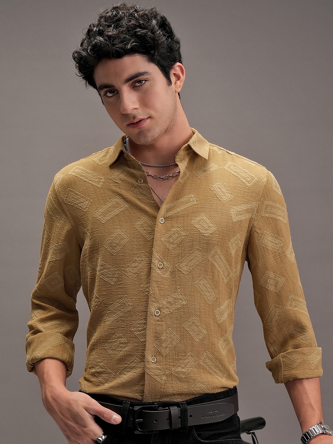 

LOCOMOTIVE Luxe Khaki Jacquard Textured Party Shirt