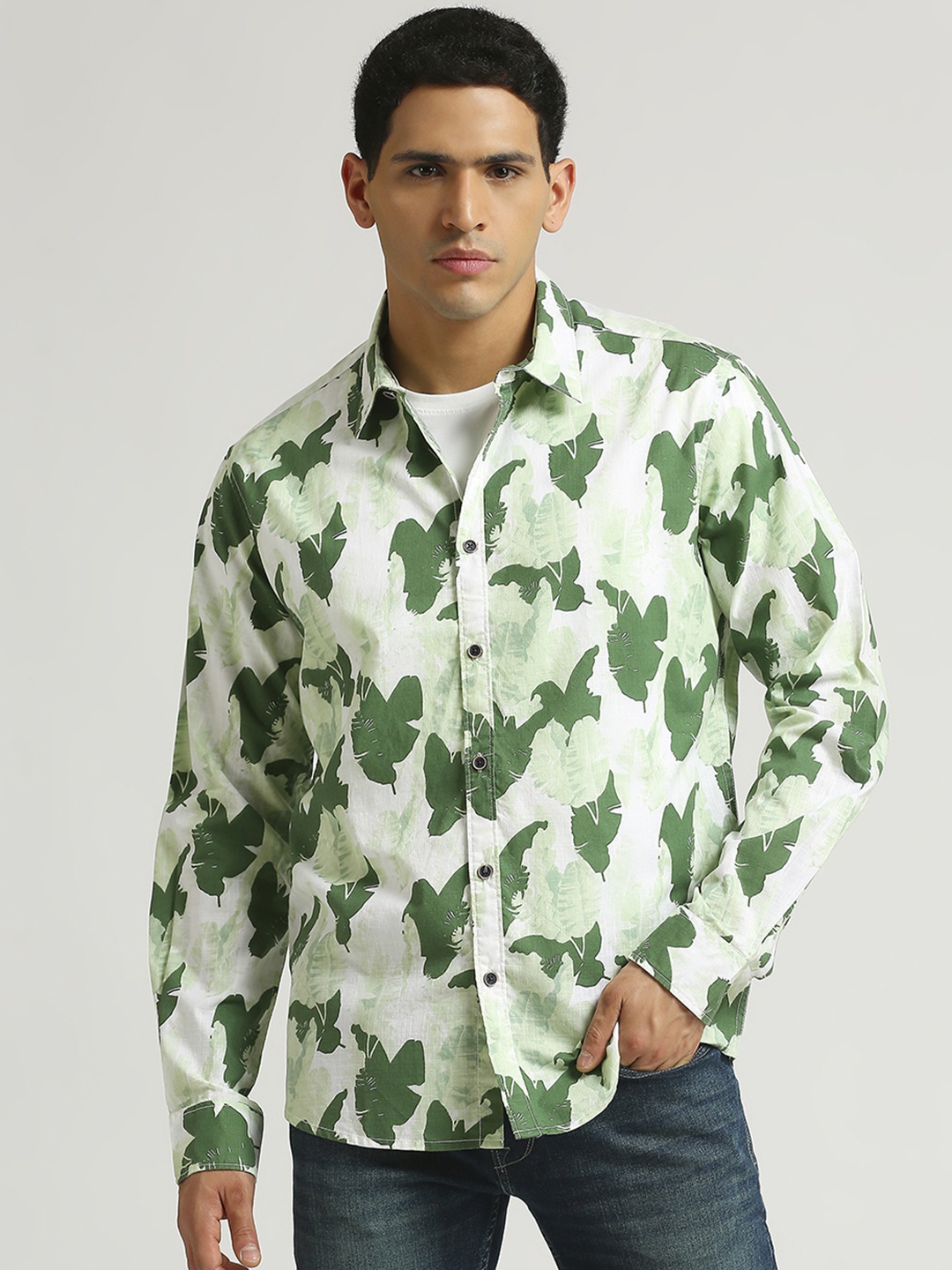 

Pepe Jeans Floral Printed Slim Collar Pure Cotton Casual Shirt, Green