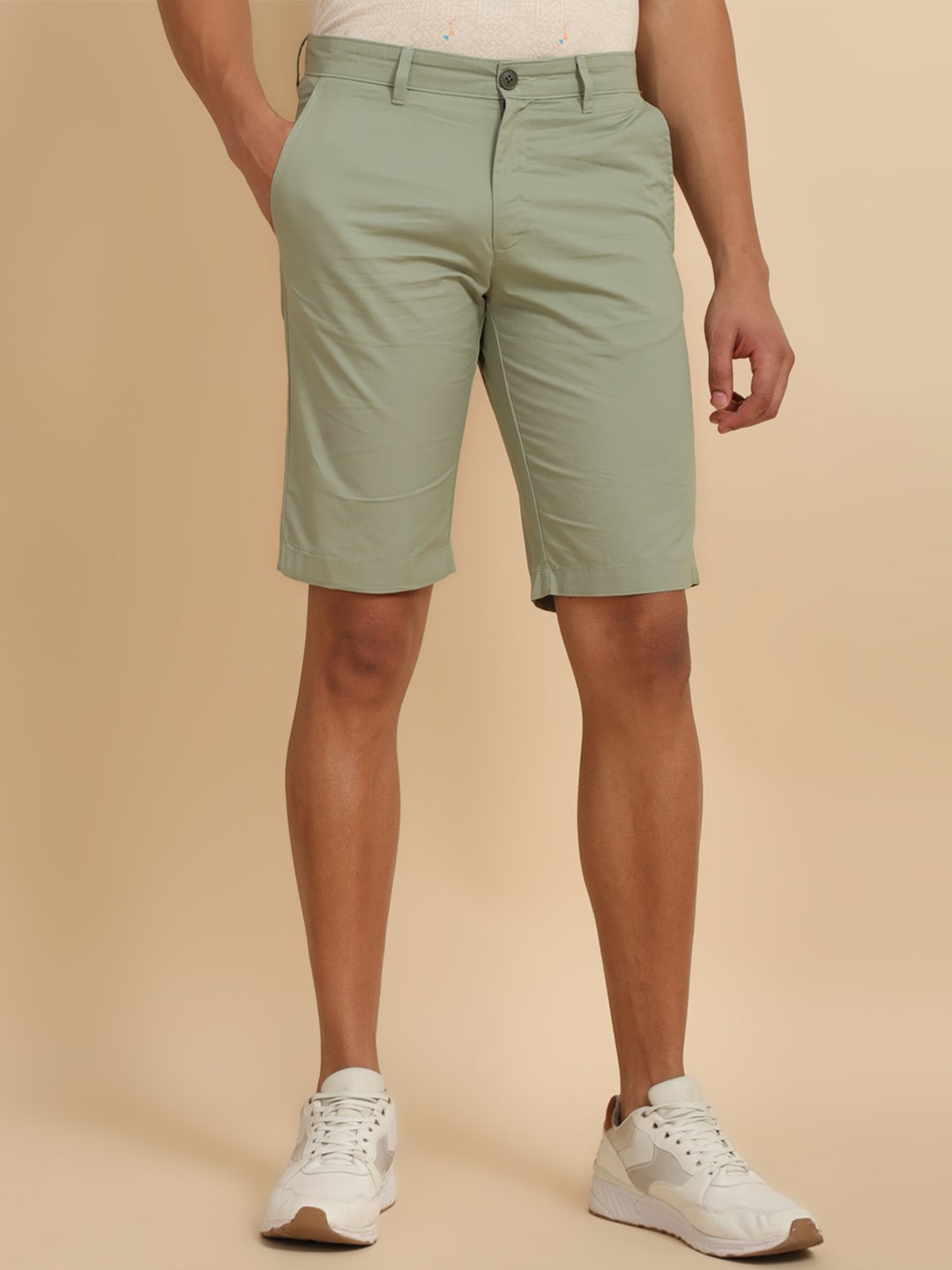 

Allen Solly Men Slim Fit Pure Cotton Shorts, Green