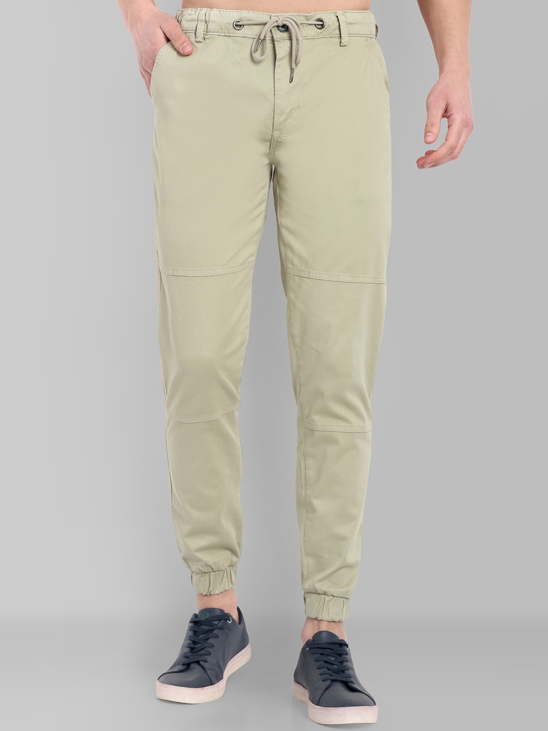 

TOMHIDDLE Men Tailored Mid-Rise Pure Cotton Joggers, Cream