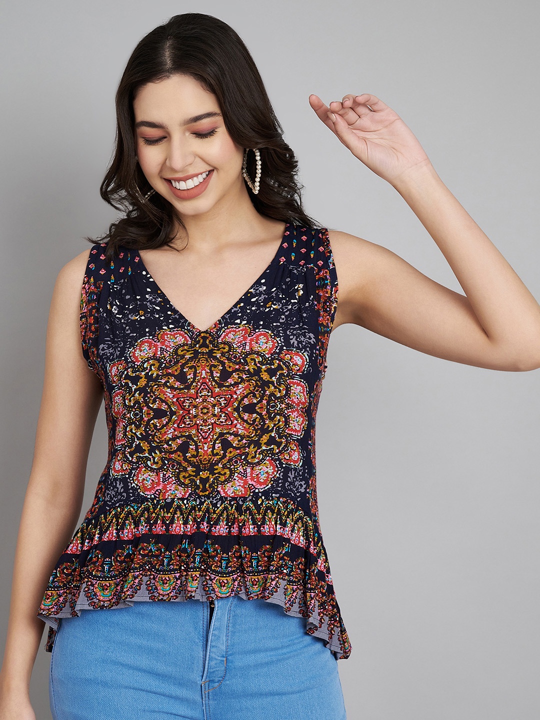 

VELDRESS Floral Printed V-Neck High Low Top, Navy blue