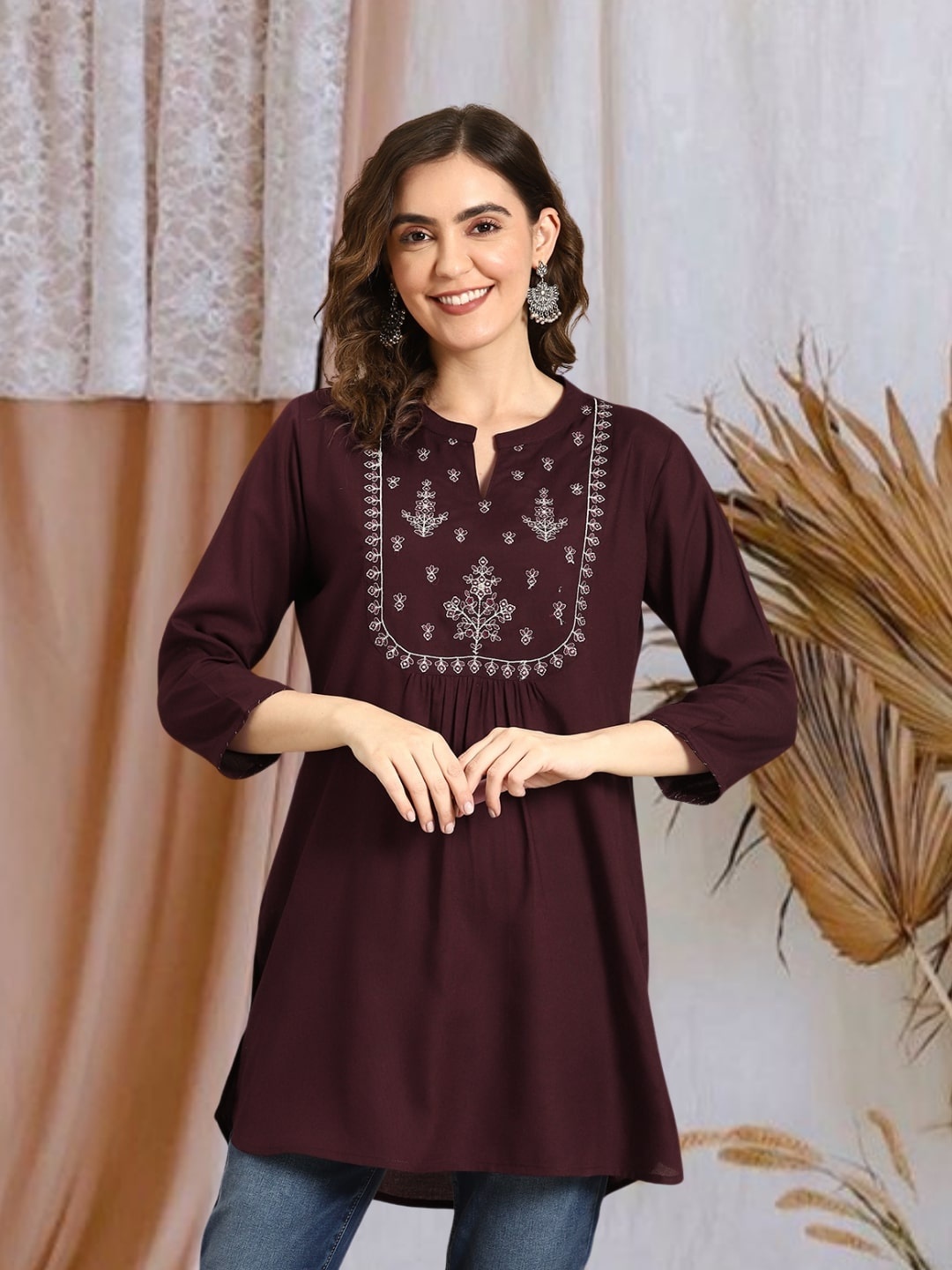 

Nayo Floral Embroidered Pure Cotton Straight Kurti, Burgundy