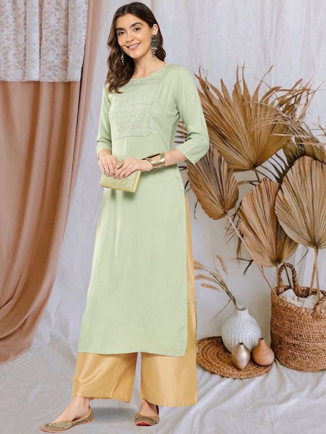 

Nayo Ethnic Motifs Yoke Design Straight Kurta, Green