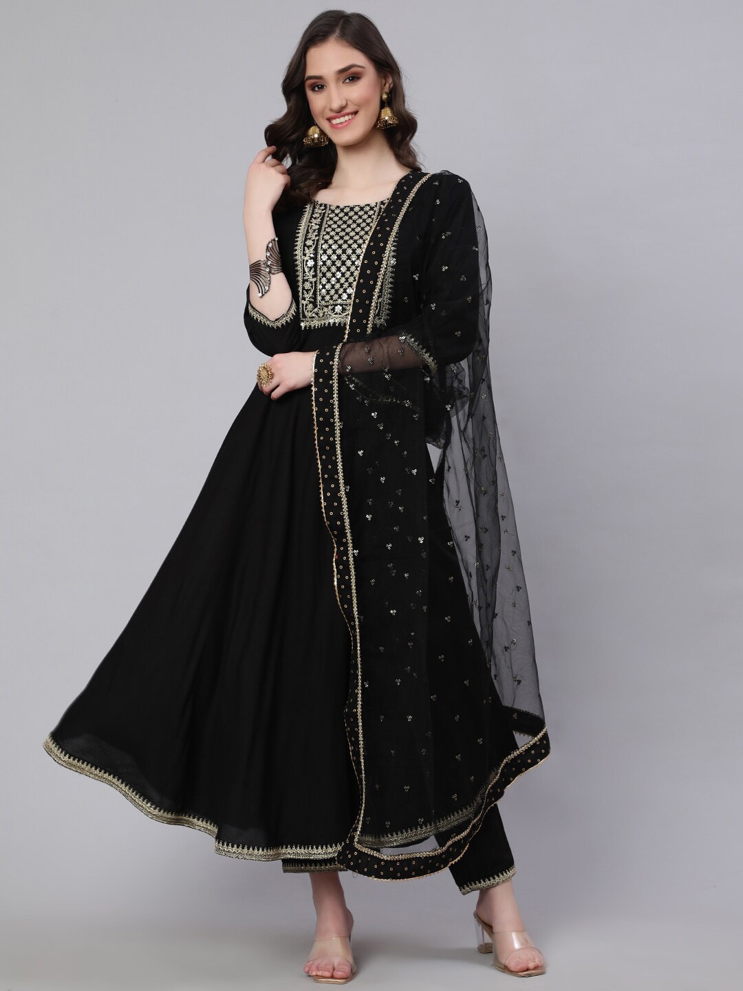

Nayo Ethnic Motifs Embroidered Empire Thread Work Kurta Set & With Dupatta, Black