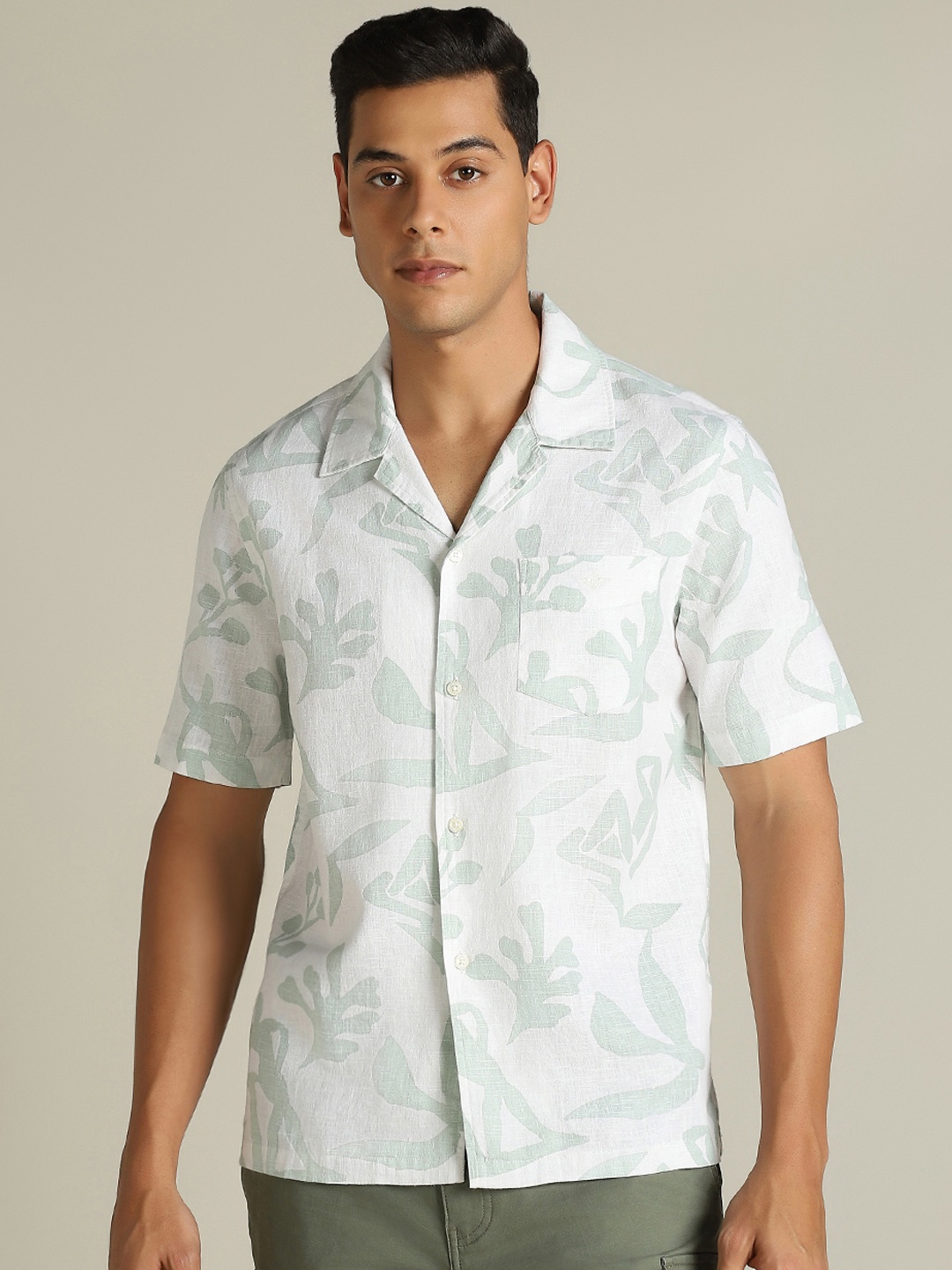 

Dockers Men Printed Relaxed Fit Shirt, Green