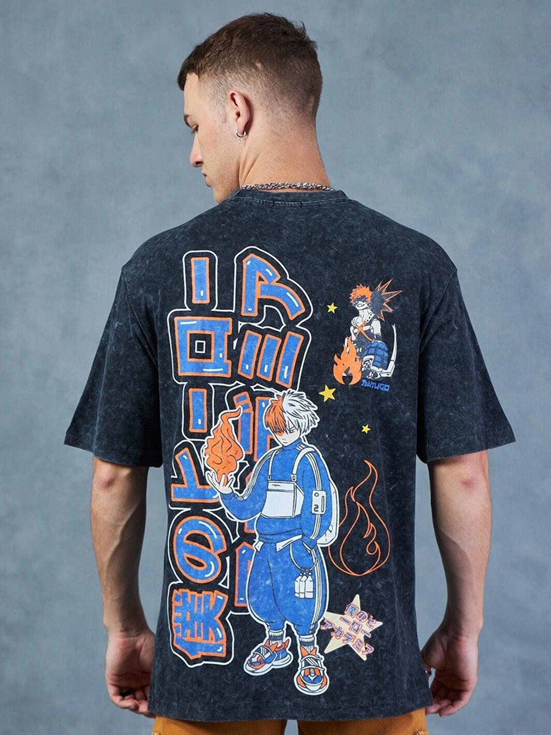 

Bewakoof Black Izuku Midoriya Printed Round Neck Acid Wash Cotton Oversized T-shirt