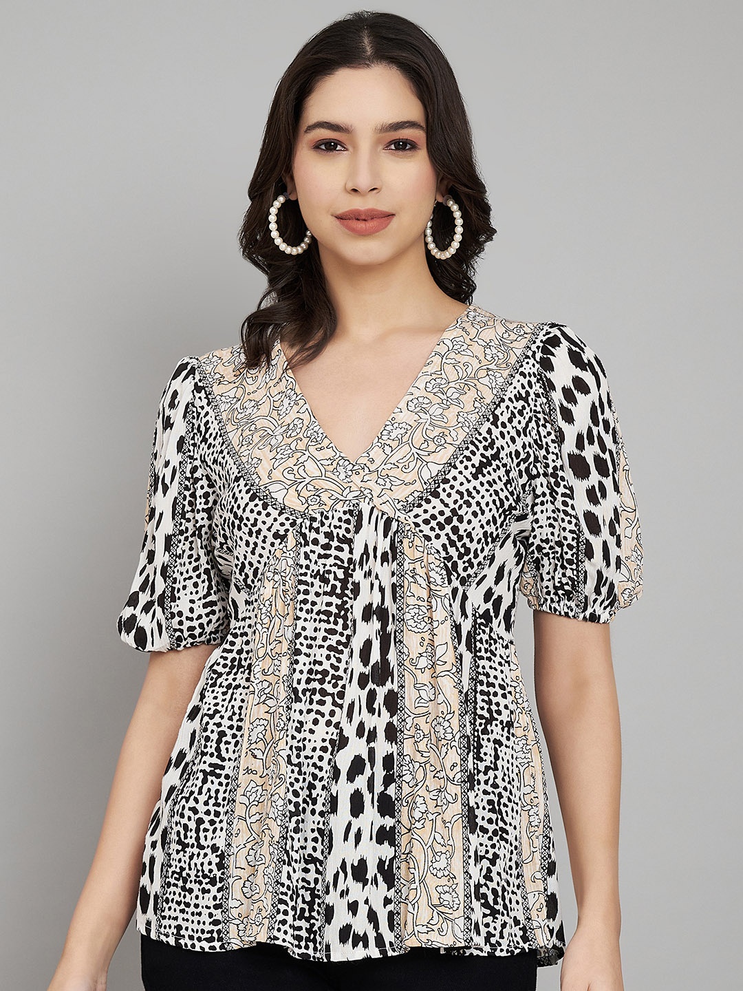 

VELDRESS Animal Printed Puff Sleeves A-Line Top, Black