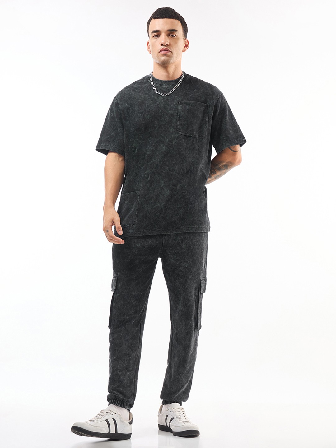 

Bewakoof Heavy Duty 1.0 Men Oversized Acid Wash Co-Ordinates, Black