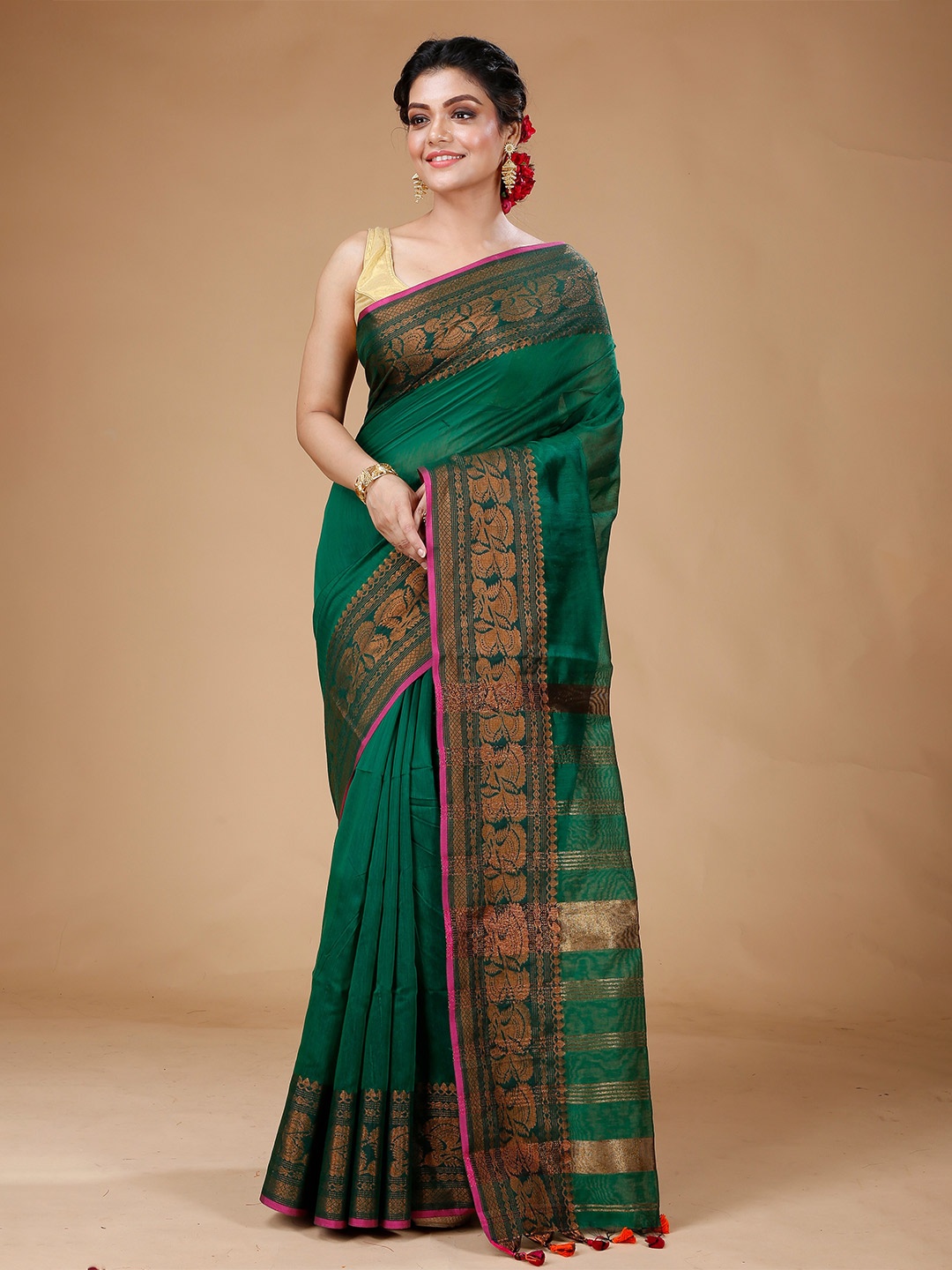 

SLAGHA Woven Design Silk Cotton Zari Saree, Sea green