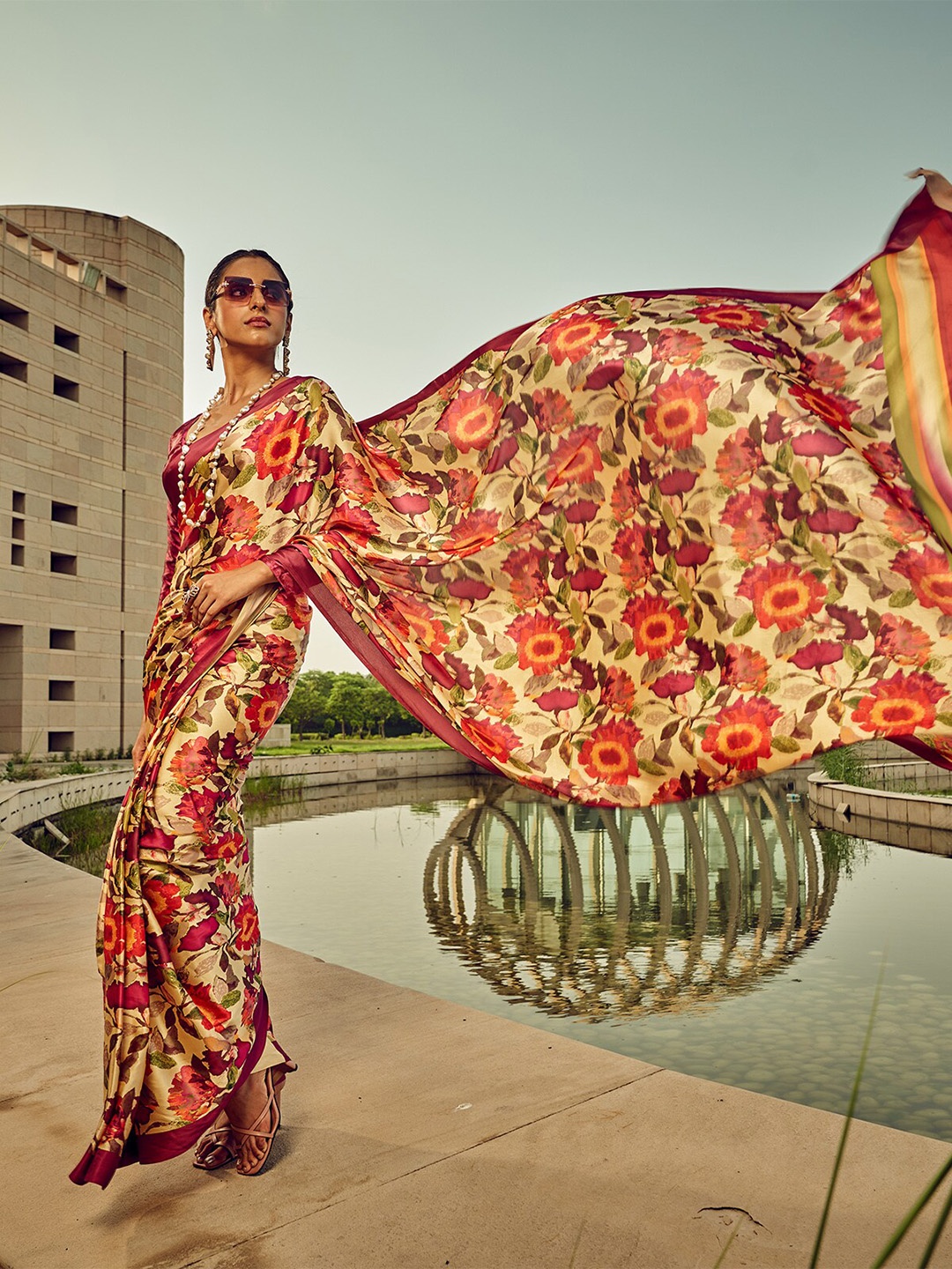 ODETTE Floral Printed Satin Saree, Pink