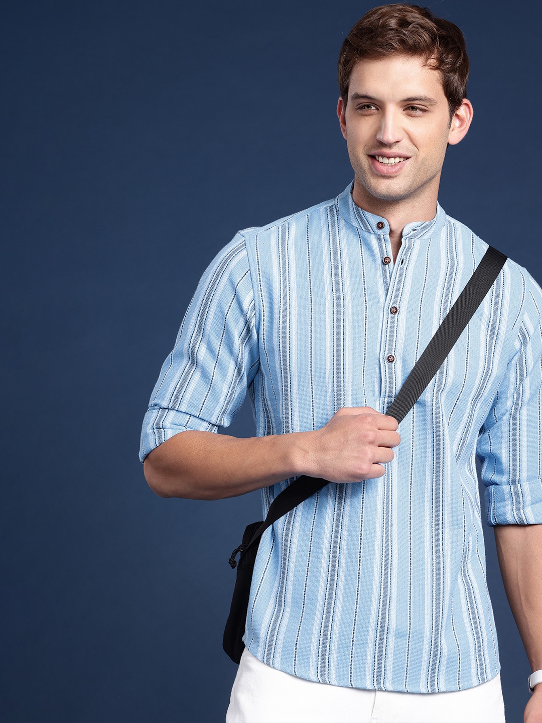 

Mast & Harbour Men Standard Striped Casual Shirt, Blue
