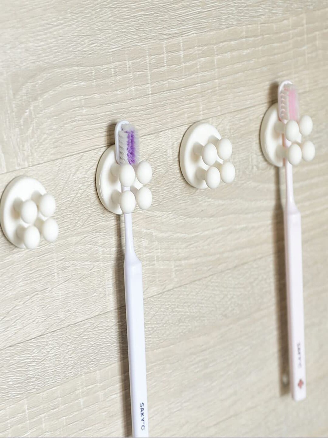 

Kuber Industries White 4 Pieces Transparent Toothbrush Holders