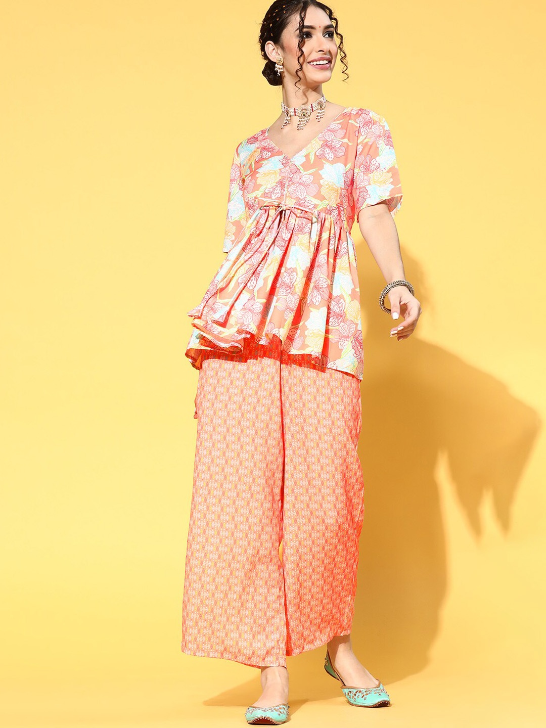 

ZIYAA Floral Printed Regular Kurti With Palazzos, Peach