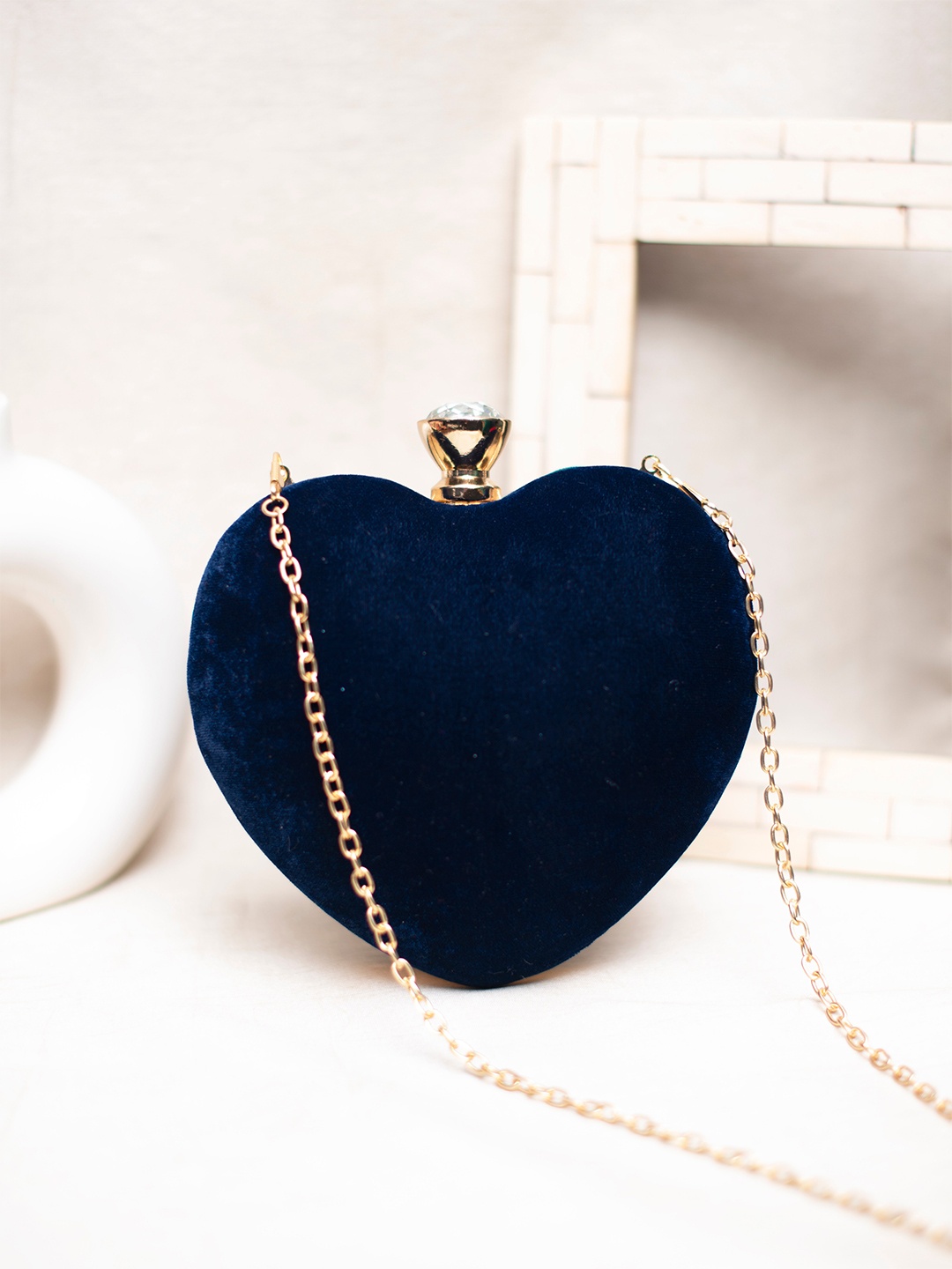 

ARTKLIM Heart Shape Velvet Box Clutch, Navy blue