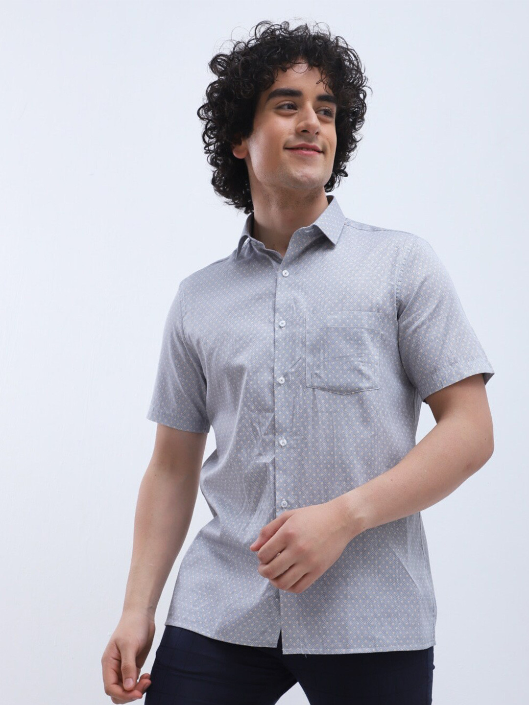 

Turtle Standard Micro Ditsy Printed Pure Cotton Casual Shirt, Blue