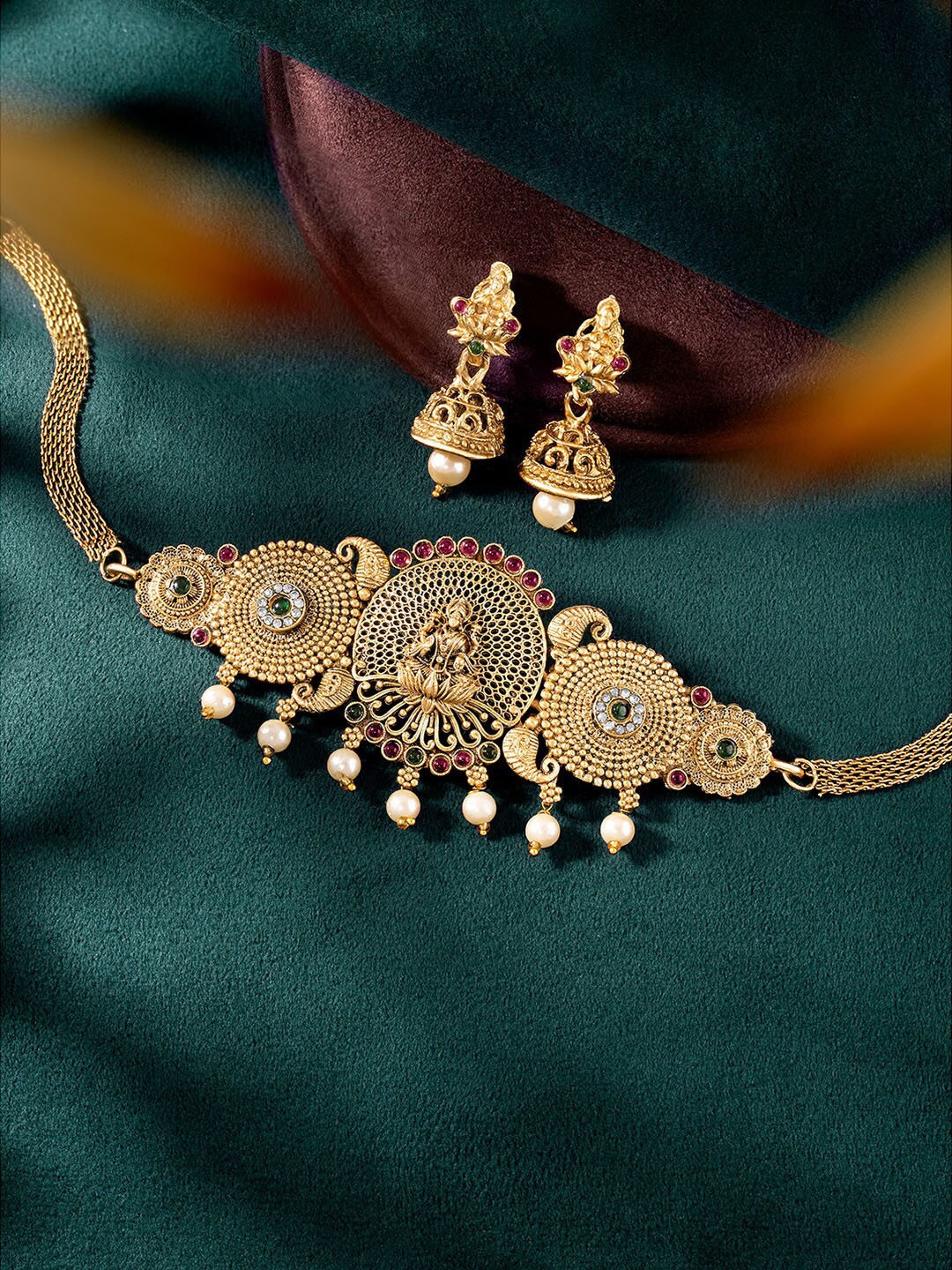 

Peora Gold-Plated Kundan Studded & Beaded Jewellery Set