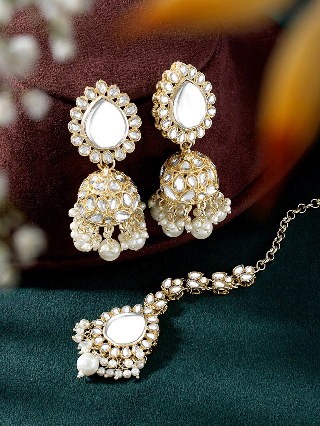 

Peora Gold-Plated Kundan-studded Jewellery Set