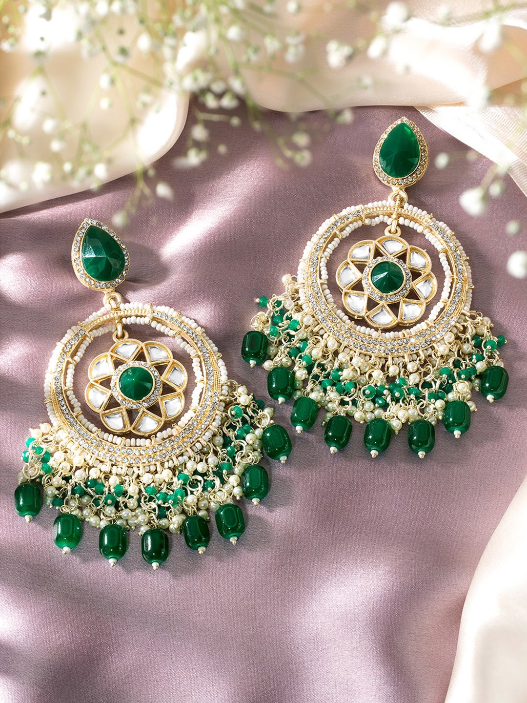 

Peora Gold-Plated Kundan-Studded & Beaded Dangle Chandbalis