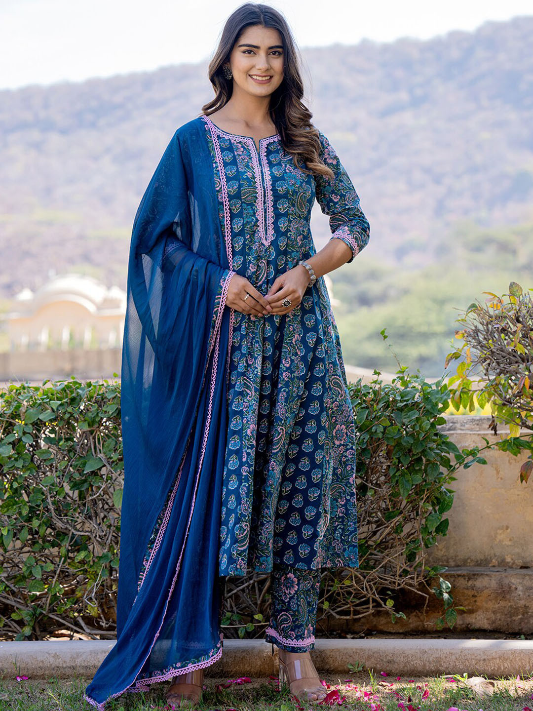 

Yufta Floral Embroidered Regular Thread Work Pure Cotton Kurta With Trousers & Dupatta, Blue