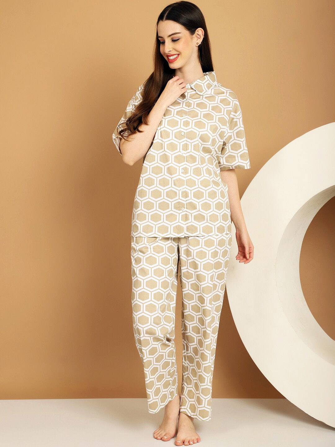 

Kanvin Geometric Printed Pure Cotton Night suit, Beige