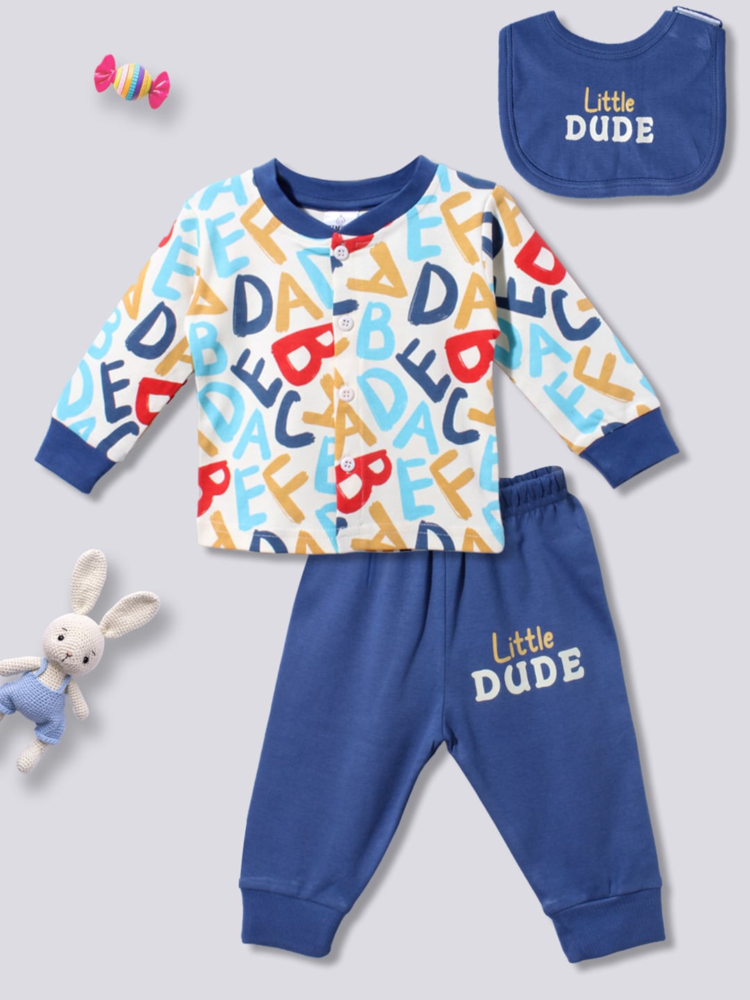 

Moms Love Infant Boys Printed Pure Cotton T-shirt with Trousers & Bib, Blue